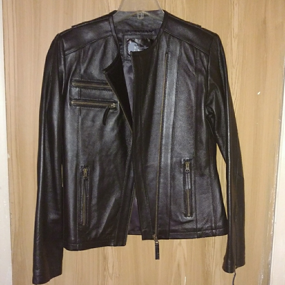 Form fitting Leather jacket NWOT - Picture 1 of 8